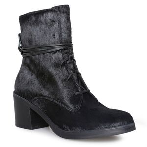 Ugg Oriana Boots
